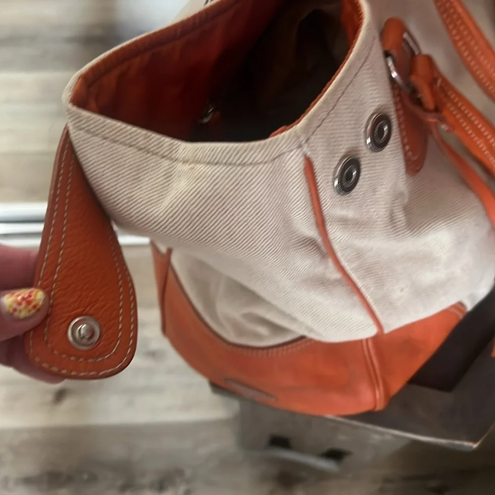 🛑 1 hour sale. Prada, large shoulder bag, UIGC, comes with Authenticity cards - Picture 16 of 17